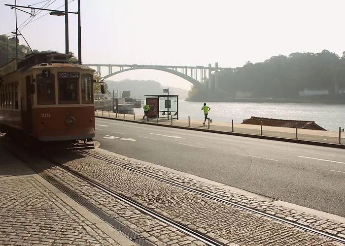 Atlantico Flat アパート ポルト